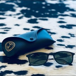 Men’s Ray•Ban black metal polarized sunglasses
